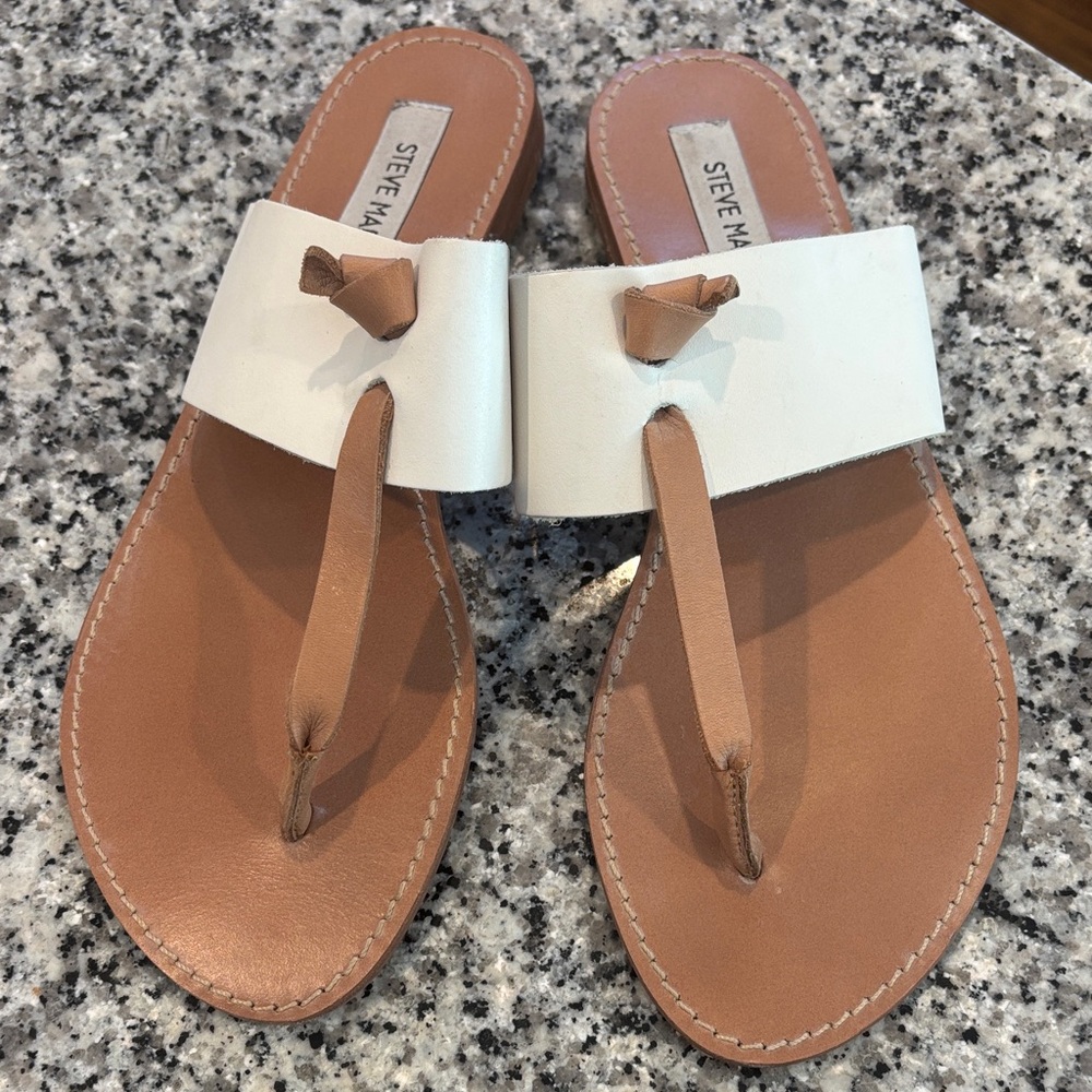 Steve Madden White and Tan Thong Sandals